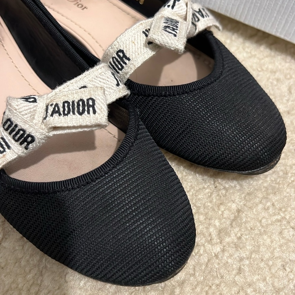 Black Dior flat with ivory j’adior bow size 38